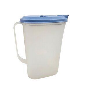 Tupperware Pitcher Slim Line 2Qt Blue Flip Lid Spout Item 2009 Vintage